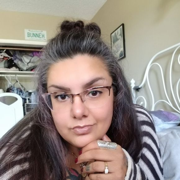 Meet your Posher, Nikki - Picture 1 of 1